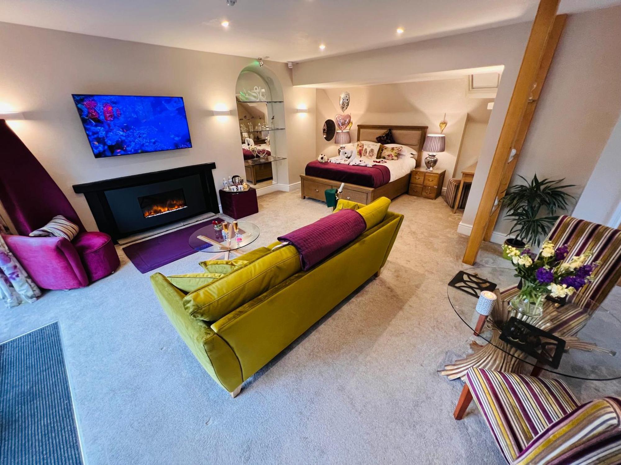 Windermere Boutique Hotel Spa Suites & Hot Tubs Екстер'єр фото